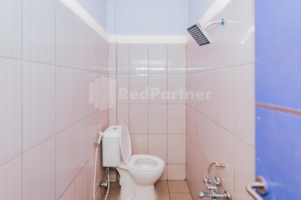 Ungu Kangen Hotel Bogor Mitra Reddoorz Exteriör bild